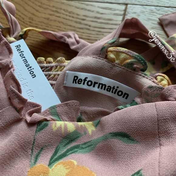 Reformation Nikita Dress || Gwenyth - Picture 8 of 16